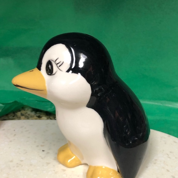 Vintage fragrance or baking powder container penguin shaped - Picture 2 of 5